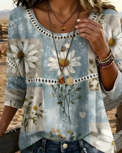 Women's Crew Neck Top With 3D Floral Print
