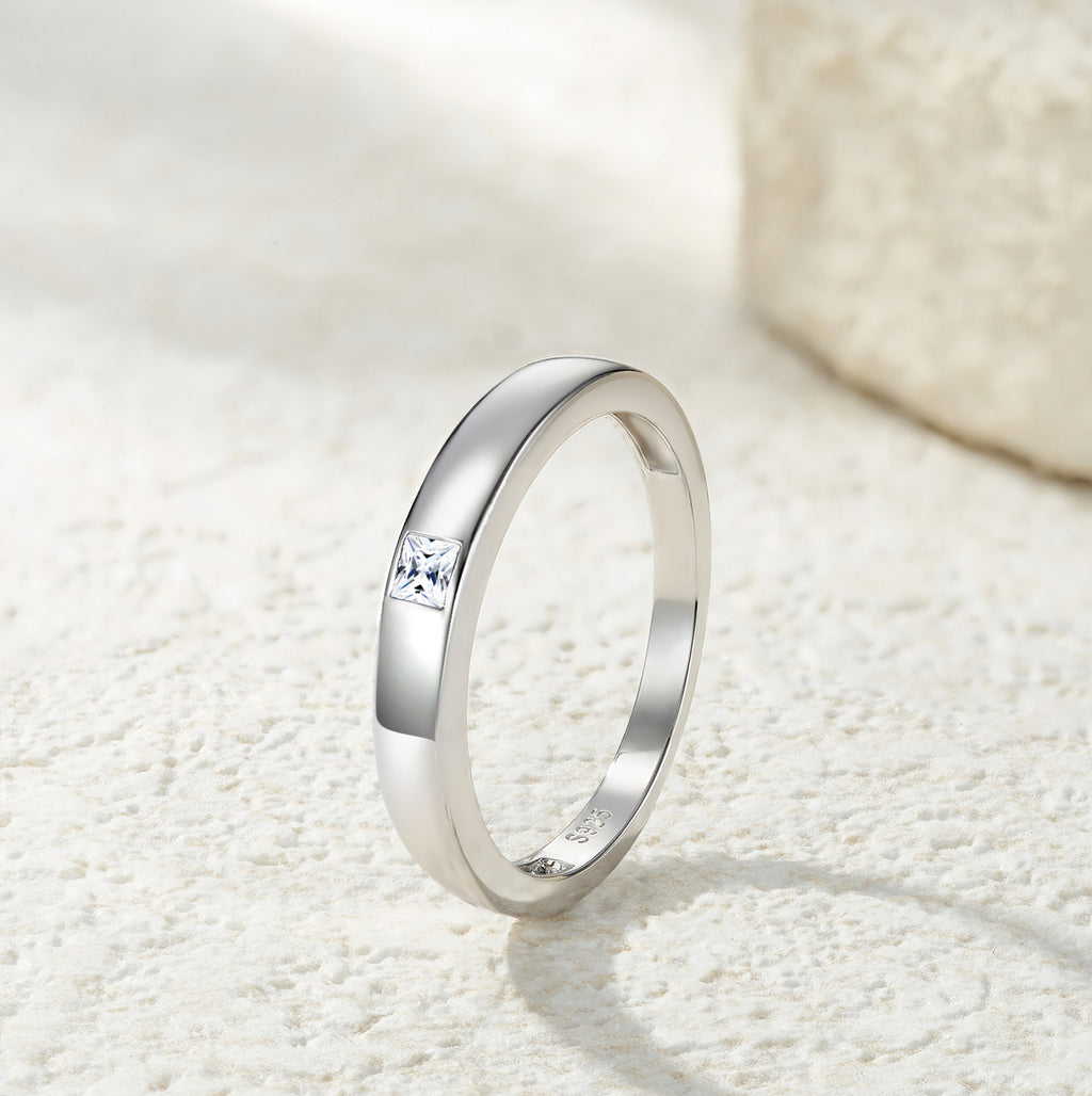 Engraved With Top-quality Moissanite, This Luxurious And Fashionable Minimalist Jewelry Set Features Exquisite Silver Accessories For Ladies. Made Of S925 Silver With Electroplated Platinum.