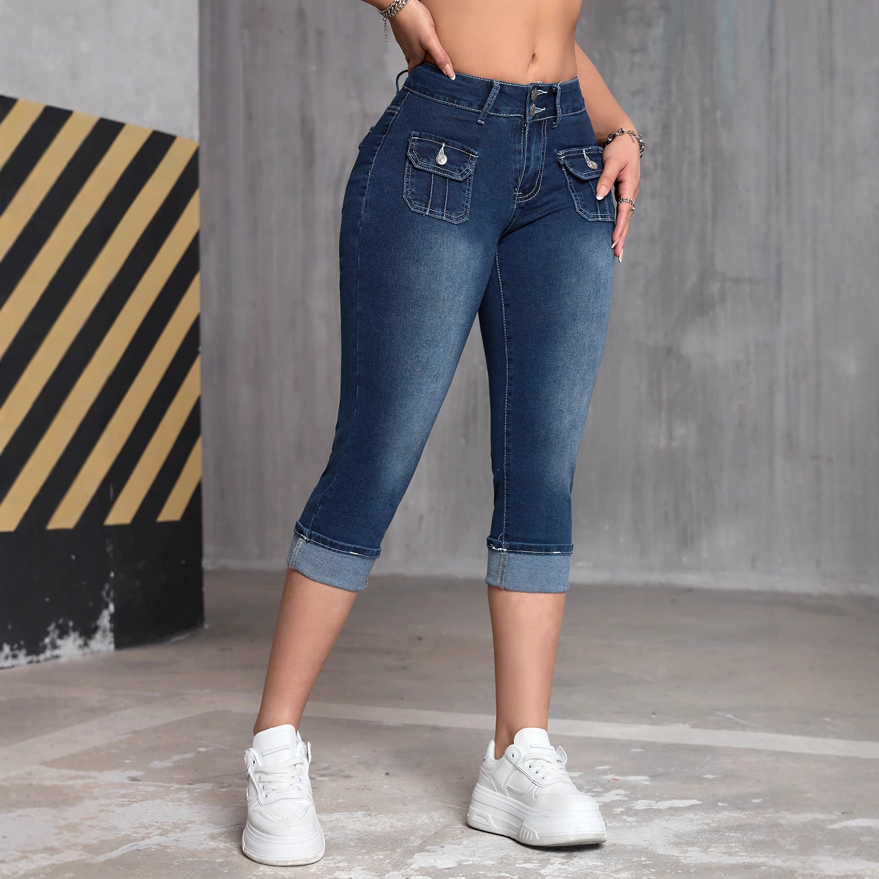 Womens Stretchy Cropped Denim Pants